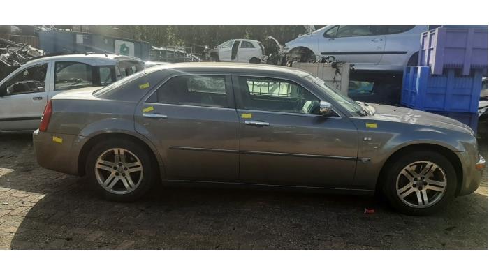 Chrysler 300 C 3.0 CRD V6 24V Sloopvoertuig (2006, Donker, Grijs)