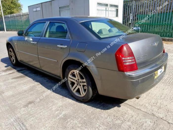 Chrysler 300 C 3.0 CRD V6 24V Sloopvoertuig (2006, Donker, Grijs)