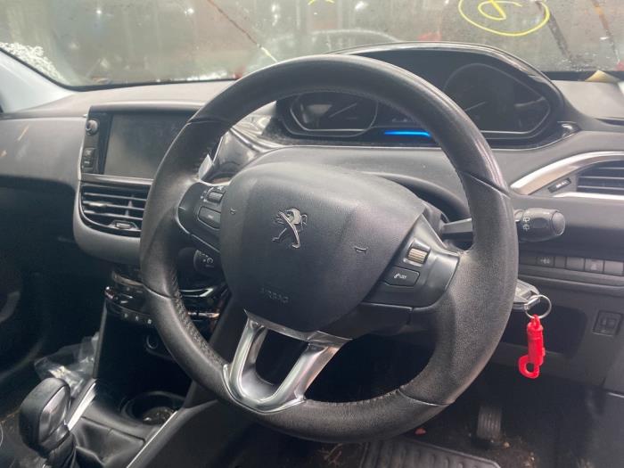 Peugeot 208 I 1.2 Vti 12V PureTech 82 Sloopvoertuig (2012, Wit)