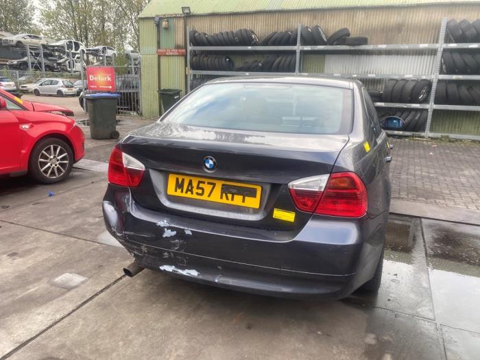 BMW 3 serie 318i 16V Sloopvoertuig (2009, Donker, Grijs)