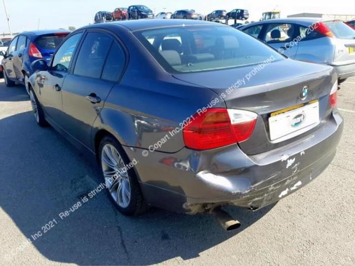 BMW 3 serie 318i 16V Sloopvoertuig (2009, Donker, Grijs)