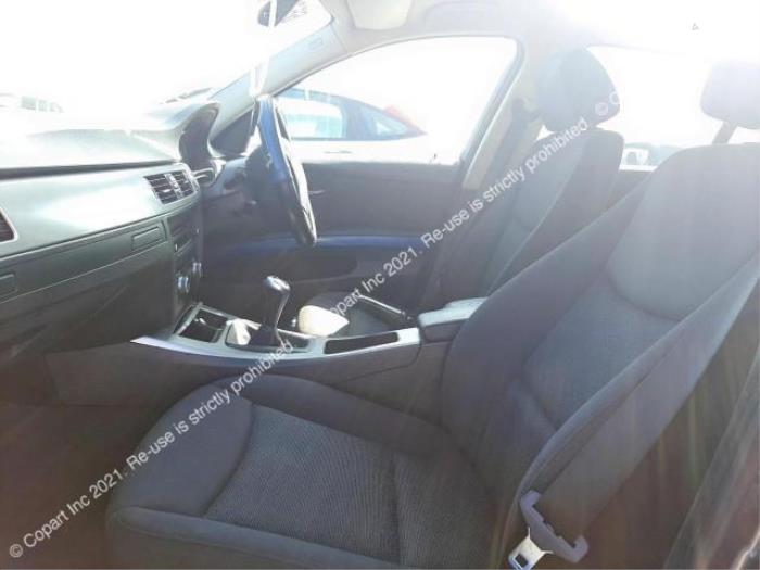 BMW 3 serie 318i 16V Sloopvoertuig (2009, Donker, Grijs)