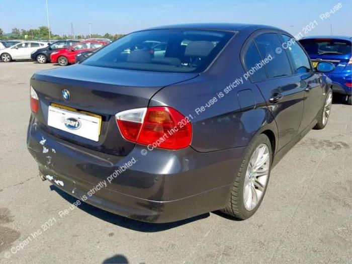 BMW 3 serie 318i 16V Sloopvoertuig (2009, Donker, Grijs)