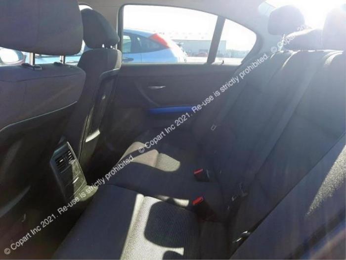 BMW 3 serie 318i 16V Sloopvoertuig (2009, Donker, Grijs)