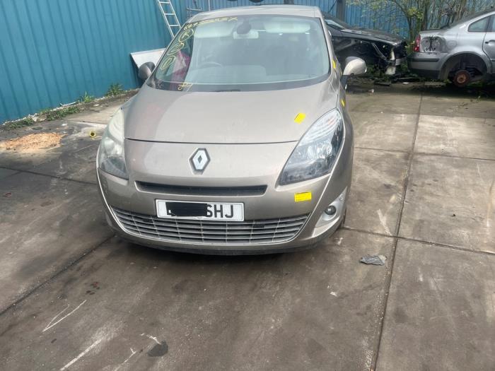 Renault Grand Scénic III 1.4 16V TCe 130 Sloopvoertuig (2010, Beige)