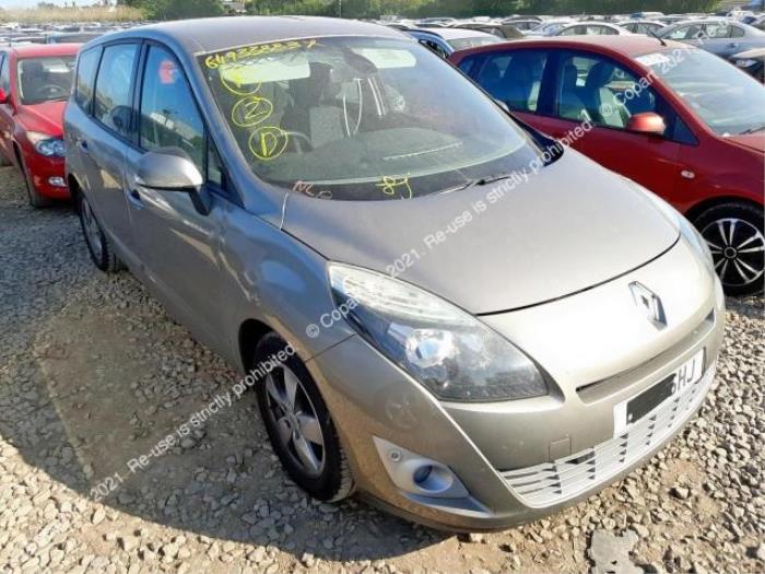 Renault Grand Scénic III 1.4 16V TCe 130 Sloopvoertuig (2010, Beige)