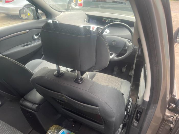 Renault Grand Scénic III 1.4 16V TCe 130 Sloopvoertuig (2010, Beige)