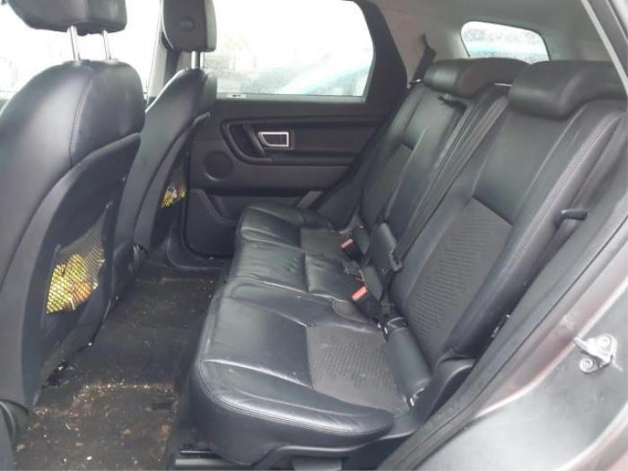 Landrover Discovery Samochód złomowany (2017, Srebrnoszary)