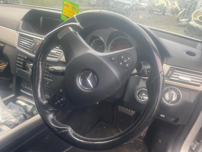 Mercedes E E-350 BlueTec V6 24V Skrotfordon (2009, LICHT ZILVERGRIJS)