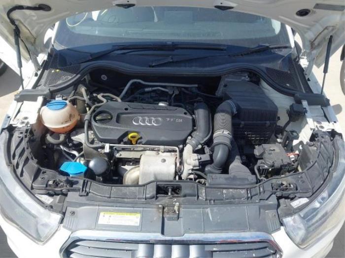 Audi A1 Sportback 1.4 TFSI 16V 122 Sloopvoertuig (2013, Wit)