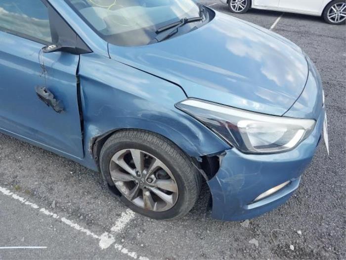 Hyundai i20 1.2i 16V Sloopvoertuig (2015, Blauw)
