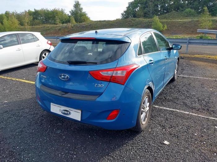 Hyundai i30 1.4 16V Sloopvoertuig (2014, Blauw)