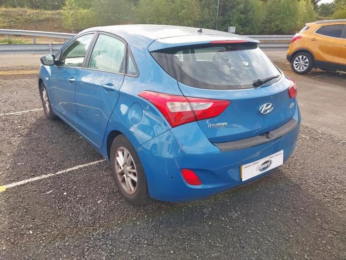 Hyundai i30 1.4 16V Sloopvoertuig (2014, Blauw)