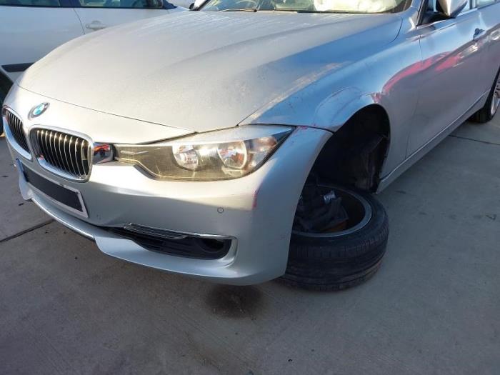 BMW 3 serie 320i 2.0 16V Sloopvoertuig (2013, Zilver)