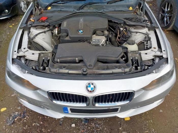 BMW 3 serie 320i 2.0 16V Sloopvoertuig (2013, Zilver)