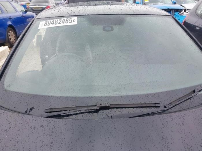 Volkswagen Scirocco 2.0 TSI 16V Skrotfordon (2009, ZWART)