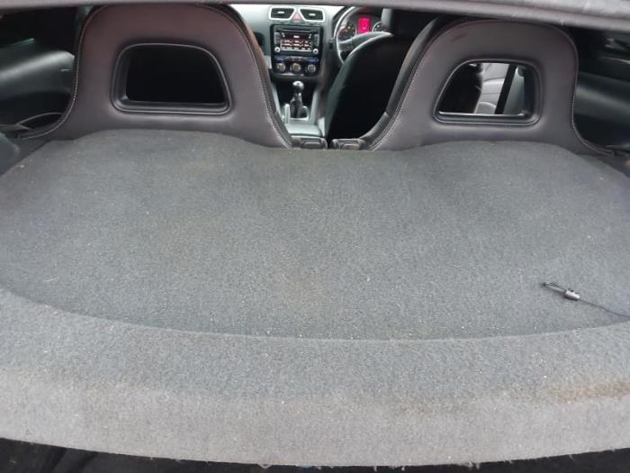 Volkswagen Scirocco 2.0 TSI 16V Skrotfordon (2009, ZWART)