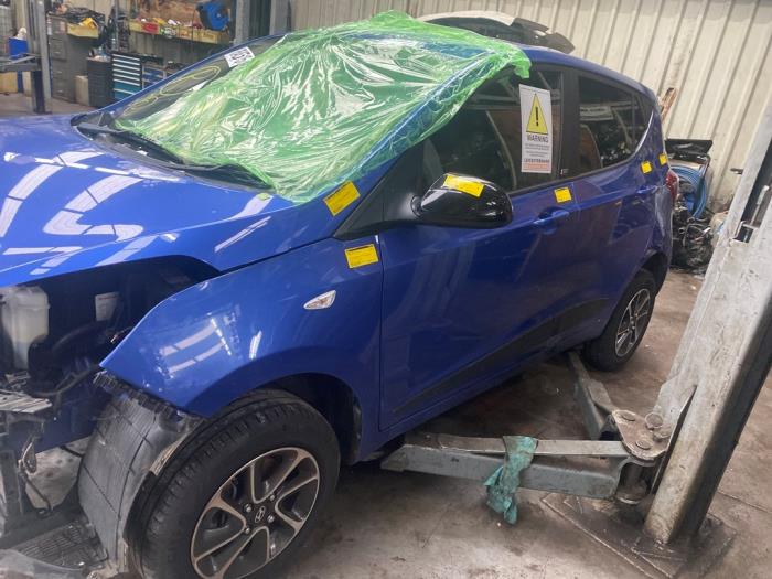 Hyundai i10 1.0 12V Skrotfordon (2018, BLAUW BLAU)