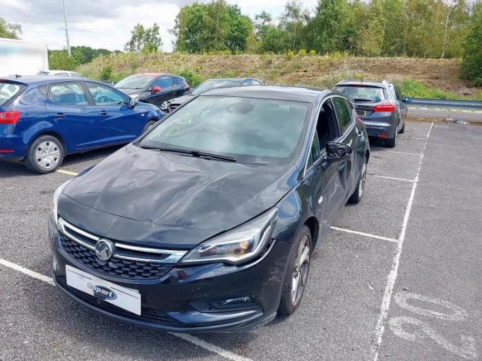 Opel Astra K 1.0 SIDI Turbo 12V Skrotfordon (2016, ZWART)