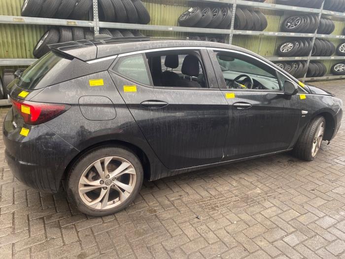 Opel Astra K 1.0 SIDI Turbo 12V Skrotfordon (2016, ZWART)