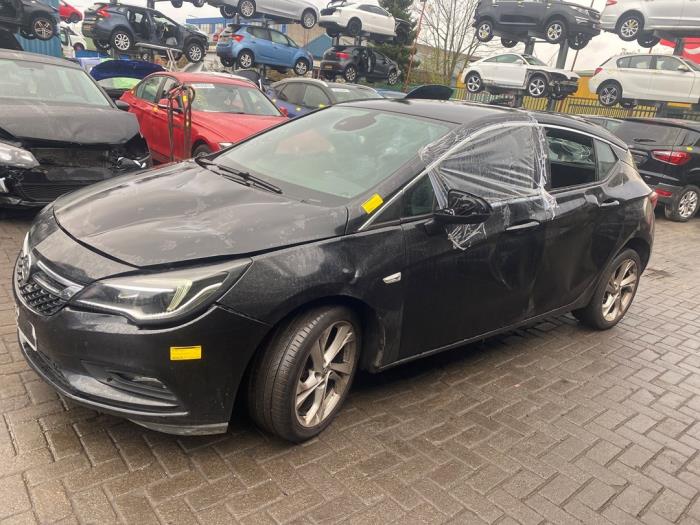 Opel Astra K 1.0 SIDI Turbo 12V Skrotfordon (2016, ZWART)