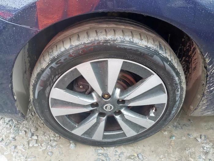 Nissan Pulsar 1.2 DIG-T 16V Samochód złomowany (2016, Niebieski)