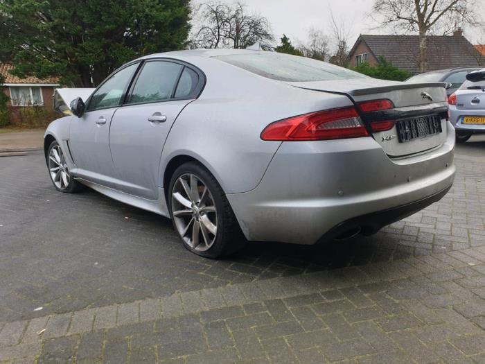 Jaguar XF 2.2 D 16V Skrotfordon (2014, GRIJS)