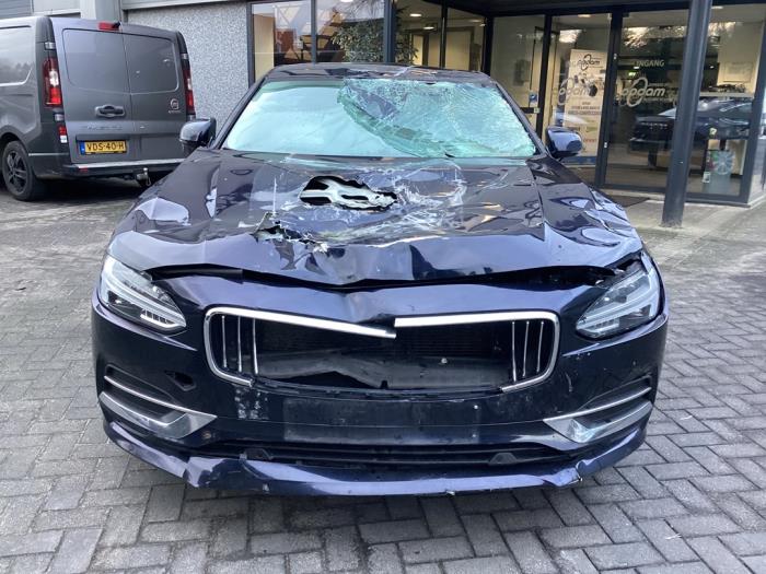 Volvo S90 II 2.0 T4 16V Sloopvoertuig (2019, Blauw)