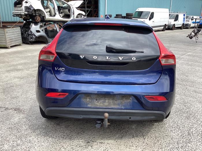 Volvo V40 1.6 D2 Samochód złomowany (2015, Niebieski)