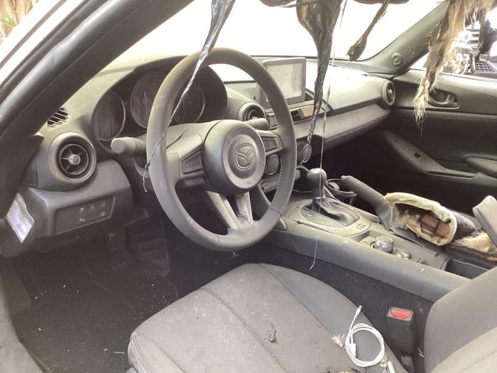 Mazda MX-5 RF 2.0 SkyActiv G-160 16V Skrotfordon (2018, GRIJS)