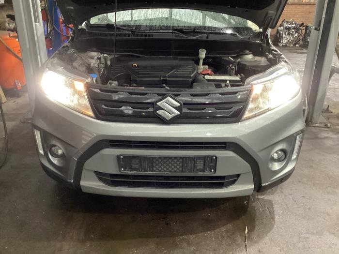 Suzuki Vitara 1.6 16V VVT AllGrip Skrotfordon (2016, GRIJS)
