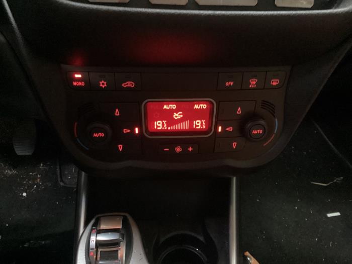 Alfa Romeo MiTo 1.3 JTDm 16V Eco Sloopvoertuig (2011, Wit)