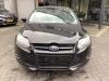 Ford Focus 3 Wagon 1.6 Ti-VCT 16V 125 Skrotfordon (2012, ZWART)