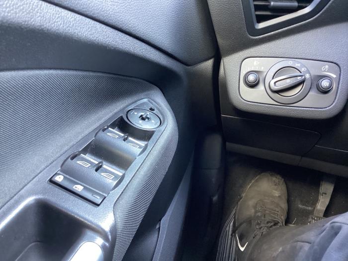 Ford C-Max 1.0 Ti-VCT EcoBoost 12V 125 Skrotfordon (2017, BLAUW)