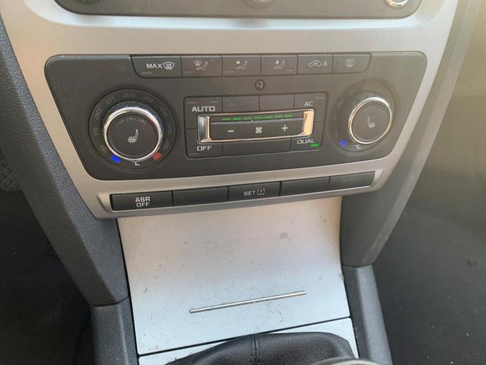 Skoda Octavia Combi 1.2 TSI Sloopvoertuig (2013, Beige)