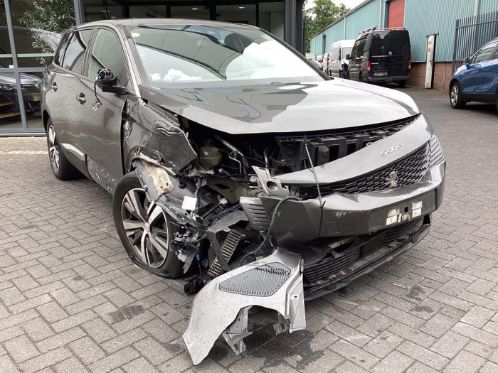 Peugeot 5008 17- Skrotfordon (2022, GRIJS GRIS PLATIUM)