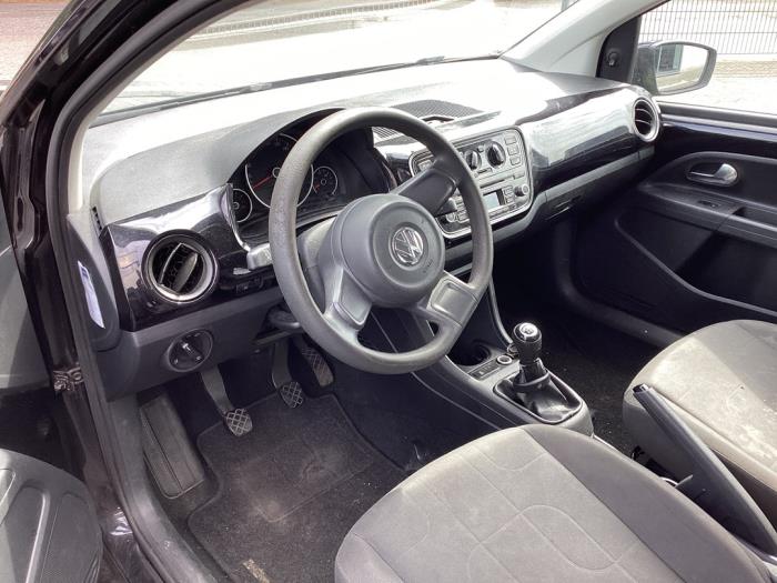 Volkswagen Up! 1.0 12V 60 Sloopvoertuig (2012, Zwart)