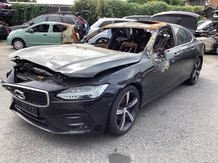 Volvo S90 II 2.0 D3 16V Sloopvoertuig (2018, Zwart)