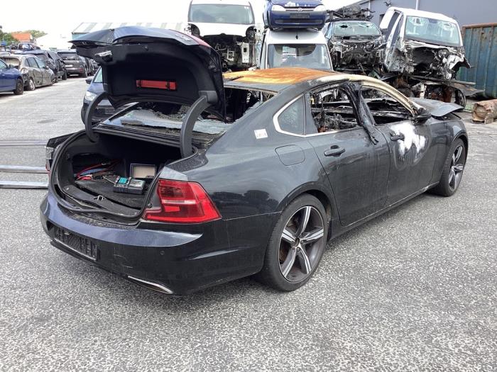 Volvo S90 II 2.0 D3 16V Sloopvoertuig (2018, Zwart)