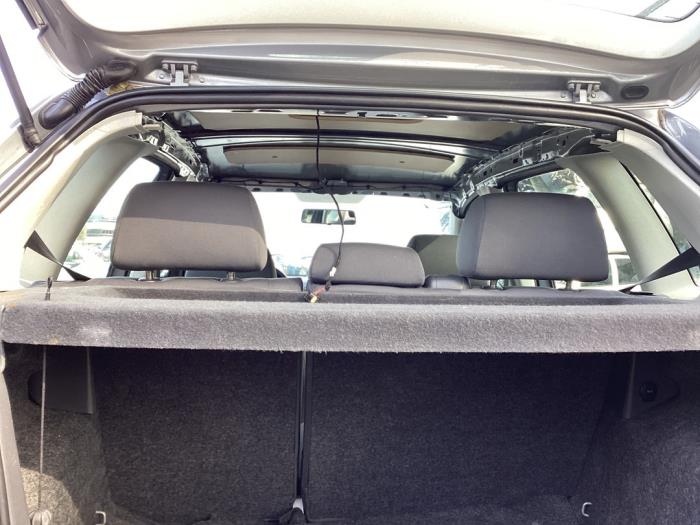 Volkswagen Polo IV 1.4 16V Samochód złomowany (2008, Szary)