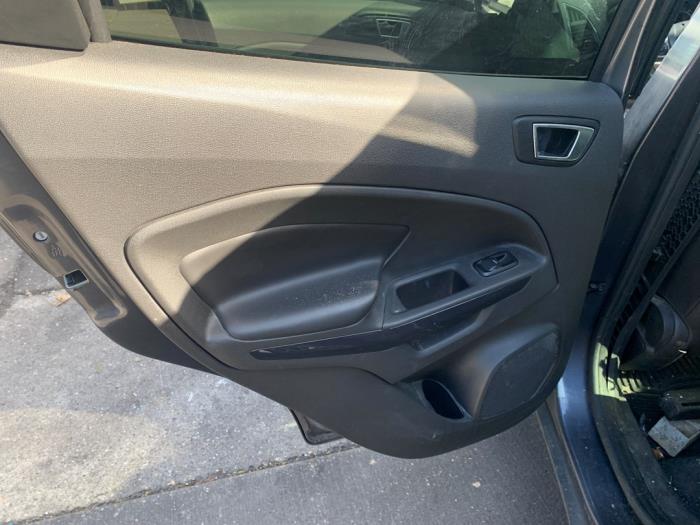 Ford EcoSport 1.0 EcoBoost 12V 125 Samochód złomowany (2015, Szary)