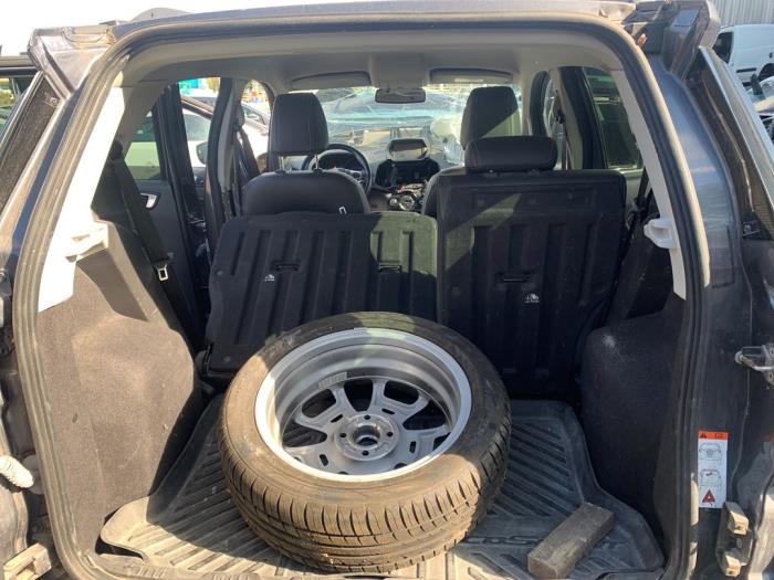 Ford EcoSport 1.0 EcoBoost 12V 125 Samochód złomowany (2015, Szary)