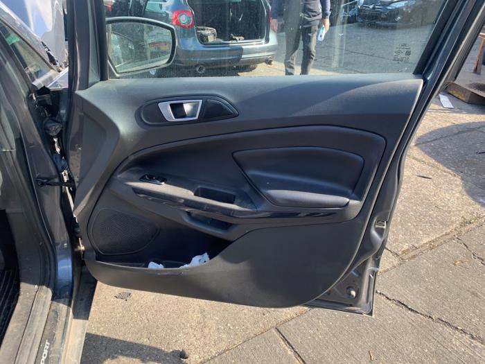 Ford EcoSport 1.0 EcoBoost 12V 125 Samochód złomowany (2015, Szary)