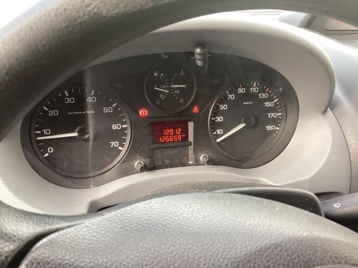 Citroen Jumpy 2.0 HDI 120 16V Skrotfordon (2011, WIT)