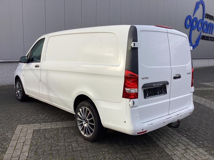 Mercedes Vito 1.6 111 CDI 16V Samochód uszkodzony (2019, Granit)