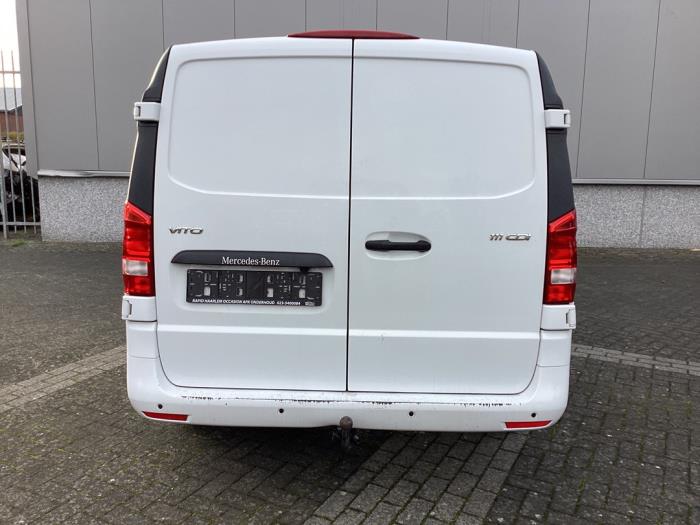Mercedes Vito 1.6 111 CDI 16V Samochód uszkodzony (2019, Granit)