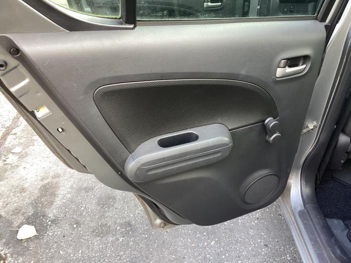 Opel Agila 1.0 12V Skrotfordon (2011, GRIJS)