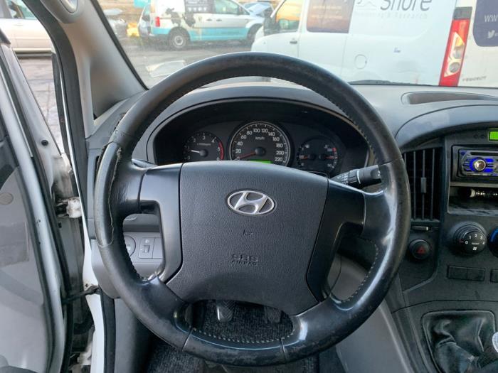 Hyundai H-300 2.5 CRDi Samochód złomowany (2008, Granit)