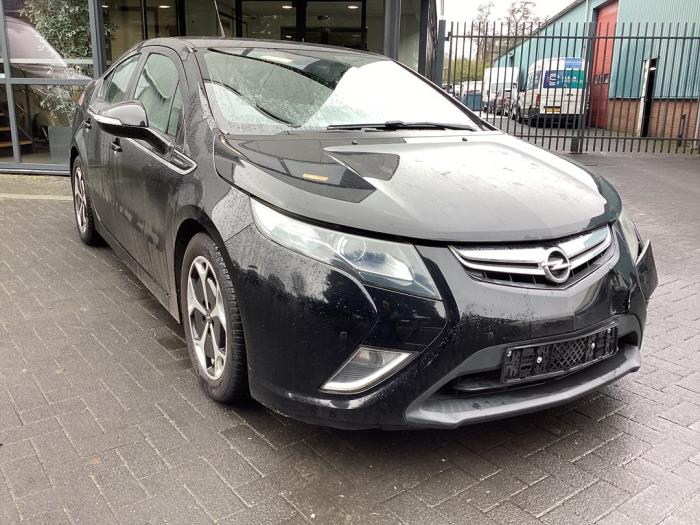 Opel Ampera 1.4 16V Samochód uszkodzony (2013, Czarny)