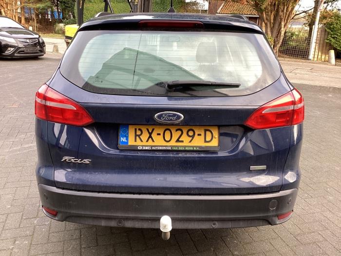Ford Focus 3 Wagon 1.0 Ti-VCT EcoBoost 12V 125 Skadat fordon (2018, BLAUW)